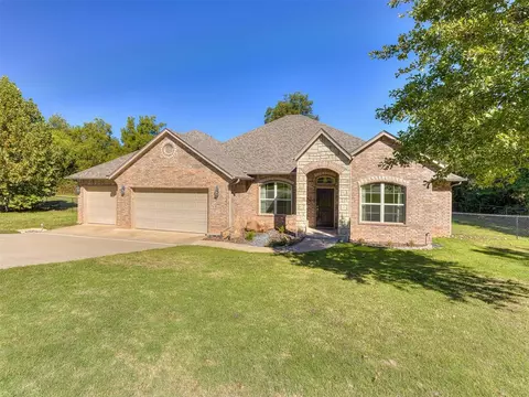 12600 Roadrunner Hl, Guthrie, OK 73044