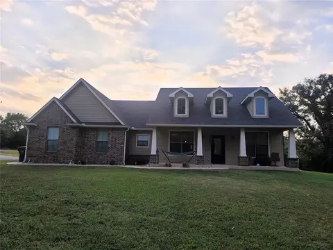 830 Baylor Rd, Ada, OK 74820