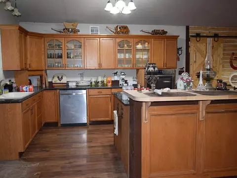 220 Cimarron Rd, Crescent, OK 73028 photo 3