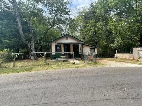 410 Wake St, Broken Bow, OK 74728