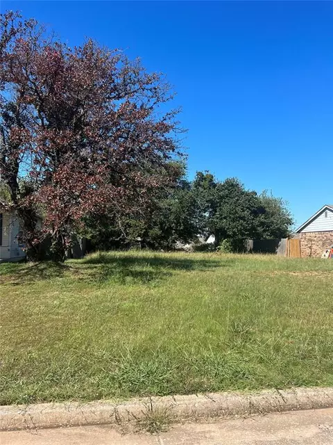 1513 Patricia Dr, Oklahoma City, OK 73117
