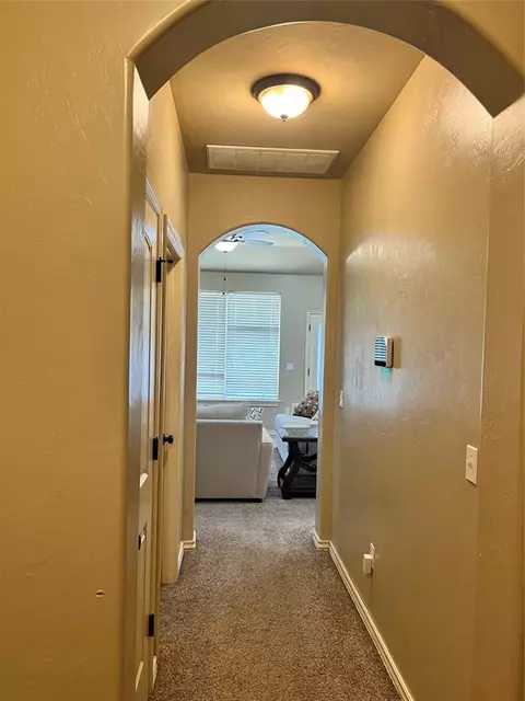 20764 Frontier Pl, Harrah, OK 73045 photo 5