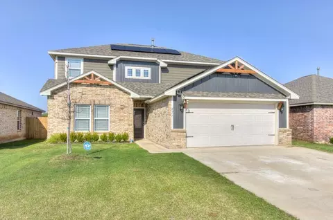 221 Saint James Pl, Newcastle, OK 73065
