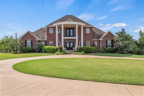 8200 S Macarthur Blvd, Guthrie, OK 73044