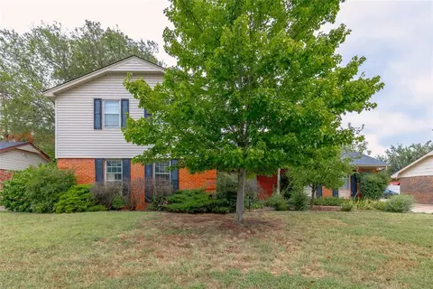 1619 Oakhurst Ave, Norman, OK 73071