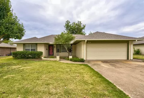 918 N Sherry Ave, Norman, OK 73069