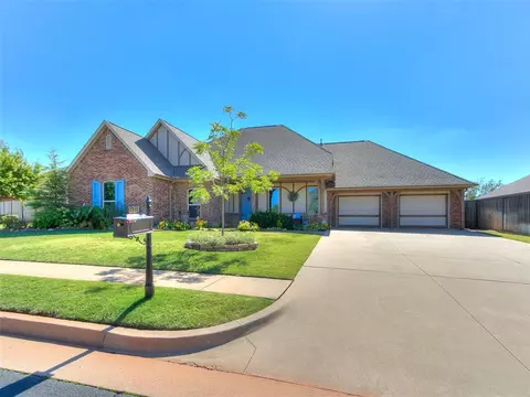 16313 Dustin Ln, Edmond, OK 73013