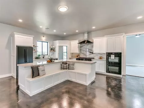 17102 Fishmarket Rd, Mcloud, OK 74851 photo 5
