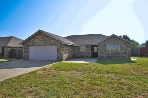 1908 N Washington Ave, Weatherford, OK 73096