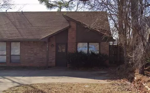 1816 Southcrest Dr, Norman, OK 73071