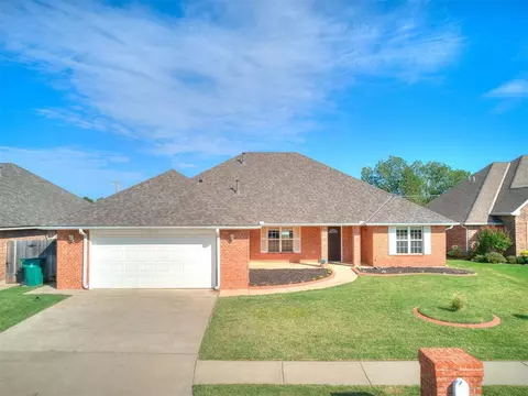 10404 Walnut Hollow Dr, Oklahoma City, OK 73162