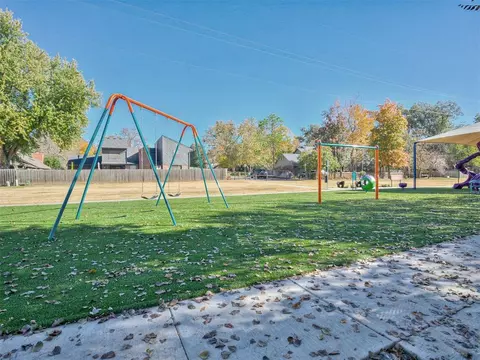 3910 Pine Tree Cir, Norman, OK 73072 photo 29