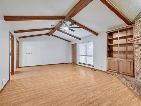 3910 Pine Tree Cir, Norman, OK 73072 photo 6