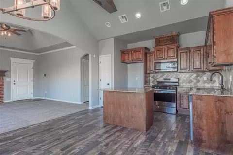 207 Springtree Dr, Harrah, OK 73045 photo 11