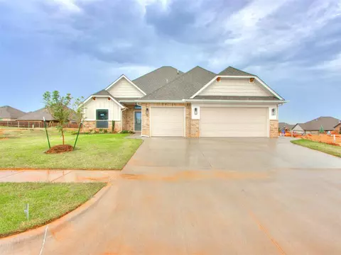 9352 SW 43rd St, Oklahoma City, OK 73179