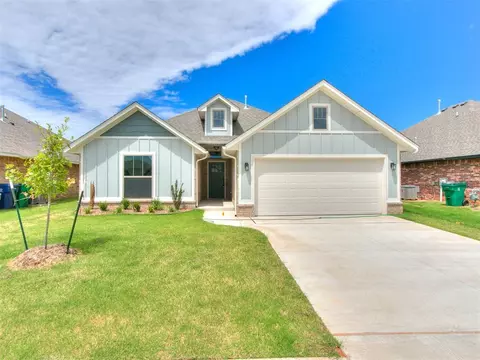 13817 Village Cv, Piedmont, OK 73078