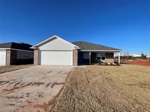 1033 E Stetson Ln, Mustang, OK 73064