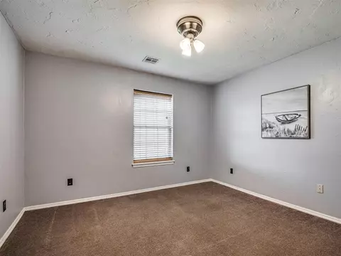 602 E Washington St, Crescent, OK 73028 photo 33