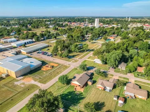 602 E Washington St, Crescent, OK 73028 photo 45