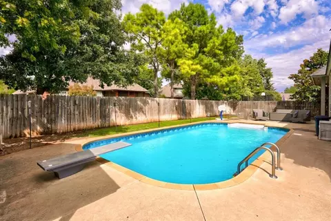 108 Bailey Ct, Norman, OK 73072 photo 2