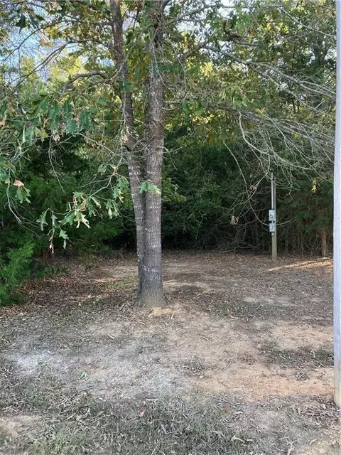509 Clay St, Broken Bow, OK 74728