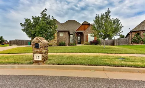321 John Wedman Blvd, Yukon, OK 73099
