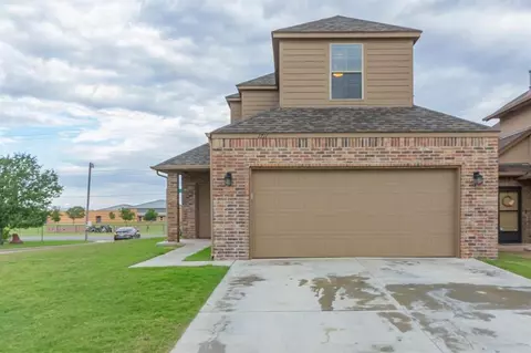 1711 SW 20th St, Moore, OK 73170