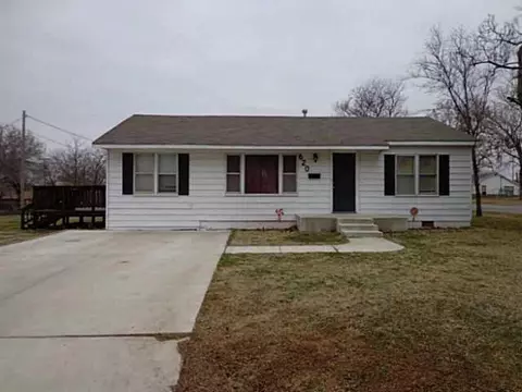620 E Seymour St, Shawnee, OK 74801