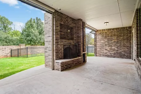 11120 Fairways Ave, Yukon, OK 73099