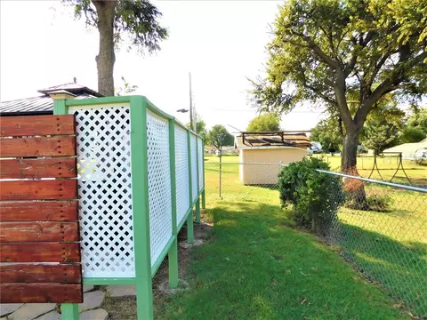 924 E Jefferson St, Crescent, OK 73028 photo 9