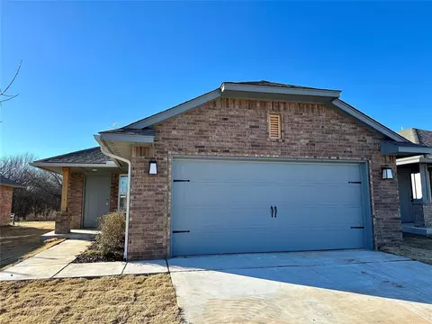 1325 Sycamore Cir, Yukon, OK 73099