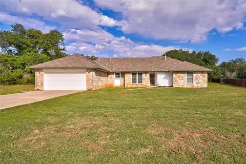 2009 Aspen Way, Guthrie, OK 73044