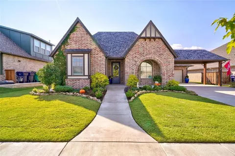 13309 Cobblestone Curve Rd, Oklahoma City, OK 73142