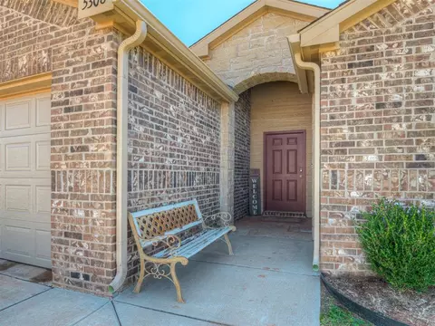 5308 Nicole Dr, Tuttle, OK 73089 photo 4