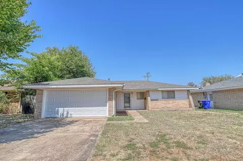 609 Mimosa Dr, Norman, OK 73069