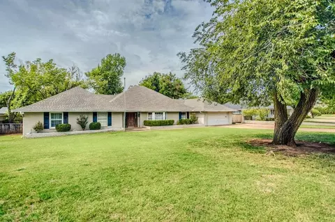 8321 Glenwood Ave, Oklahoma City, OK 73114