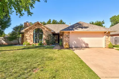 341 Whitman Ct, Edmond, OK 73003