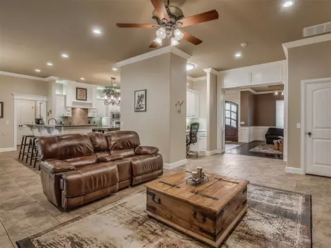 4609 Shoreside Dr, Tuttle, OK 73089 photo 11
