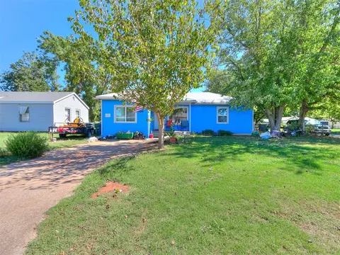 3049 SE 18th Pl, Del City, OK 73115