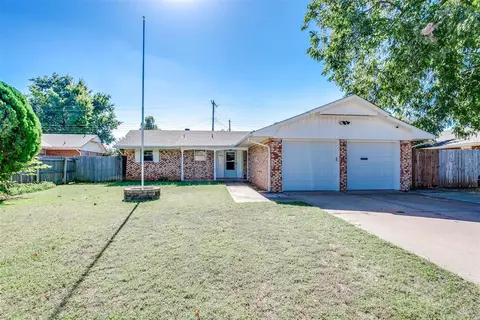 3005 N Viewpoint Dr, Midwest City, OK 73110