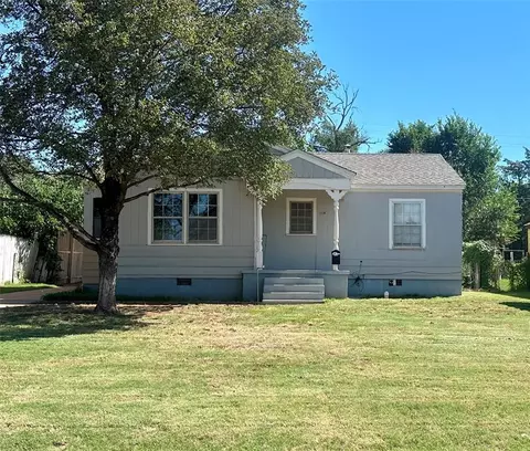 132 Blackburn Blvd, Elk City, OK 73644