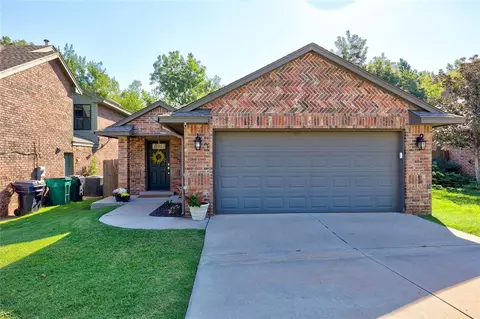 11300 Springhollow Ct, Oklahoma City, OK 73120