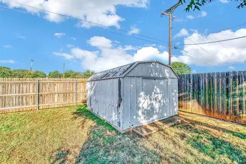 101 Cameron Dr, Altus, OK 73521 photo 29