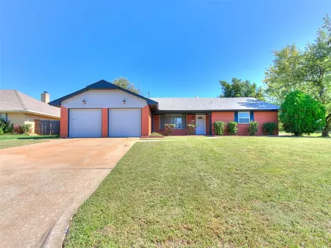 3000 N Glenvalley Dr, Midwest City, OK 73110