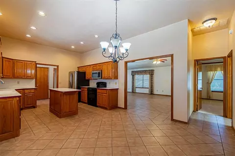 5914 Piper Ln, Tuttle, OK 73089 photo 14