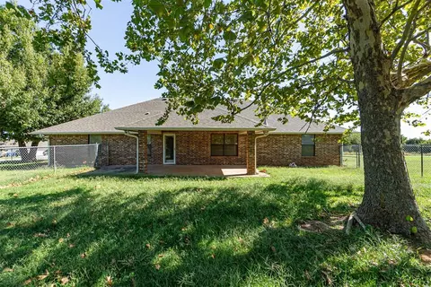 5914 Piper Ln, Tuttle, OK 73089 photo 4
