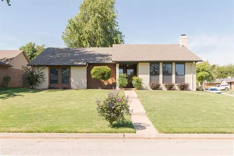 9013 Aaron Dr, Oklahoma City, OK 73132