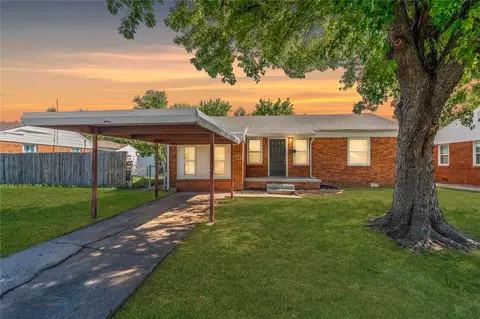 104 W Myrtle Dr, Midwest City, OK 73110