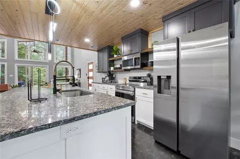 204 Secluded Cir, Broken Bow, OK 74728 photo 6