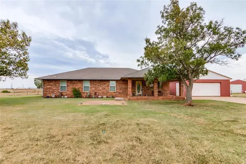 9508 NW Grant Rd, Okarche, OK 73762
